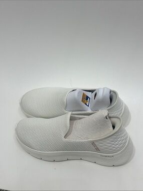 Skechers women’s hands free slip- ins white sneakers size 10